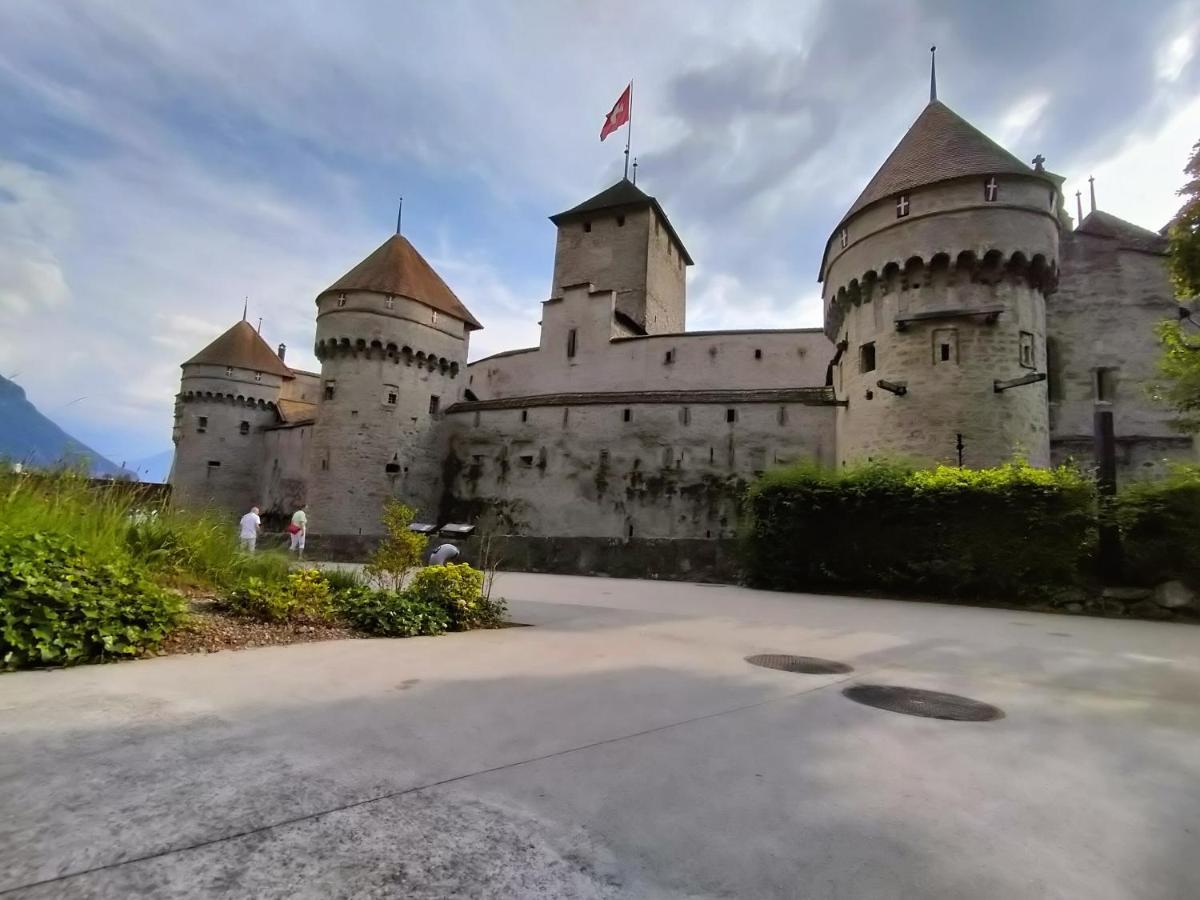 Castle View Aparthotel